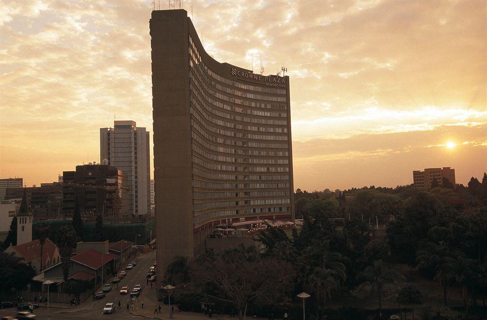 Hotel Monomotapa Harare Esterno foto