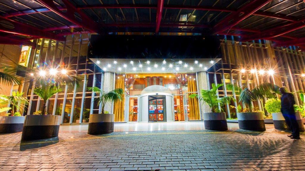 Hotel Monomotapa Harare Esterno foto